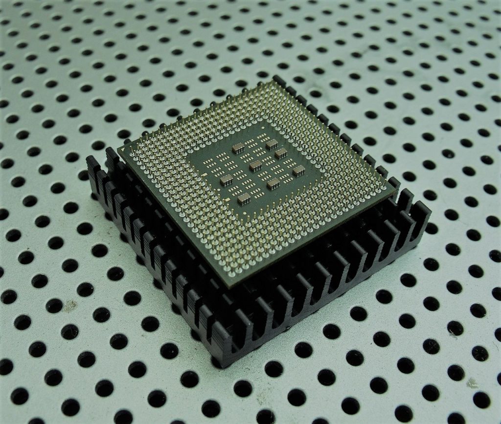 micro-chip-neo
