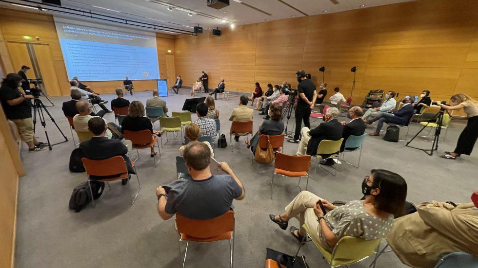 Imagen del primer debate del Círculo de Estudios sobre Innovación.